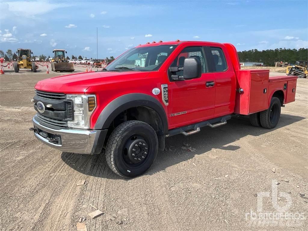 Ford F-450 Közúti karbantartó haszongépek