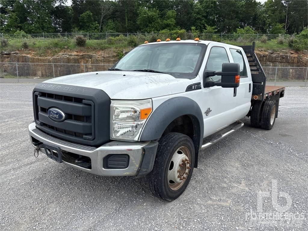 Ford F-450 Kis teherszállító/Platós kocsi