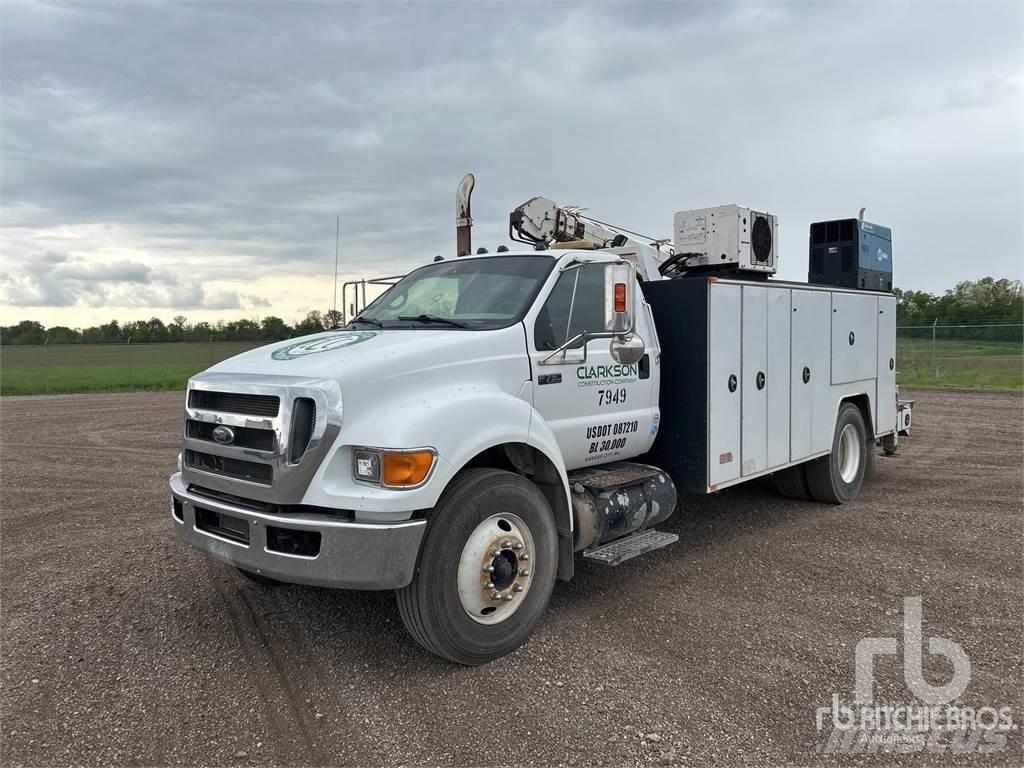 Ford F-750 Közúti karbantartó haszongépek