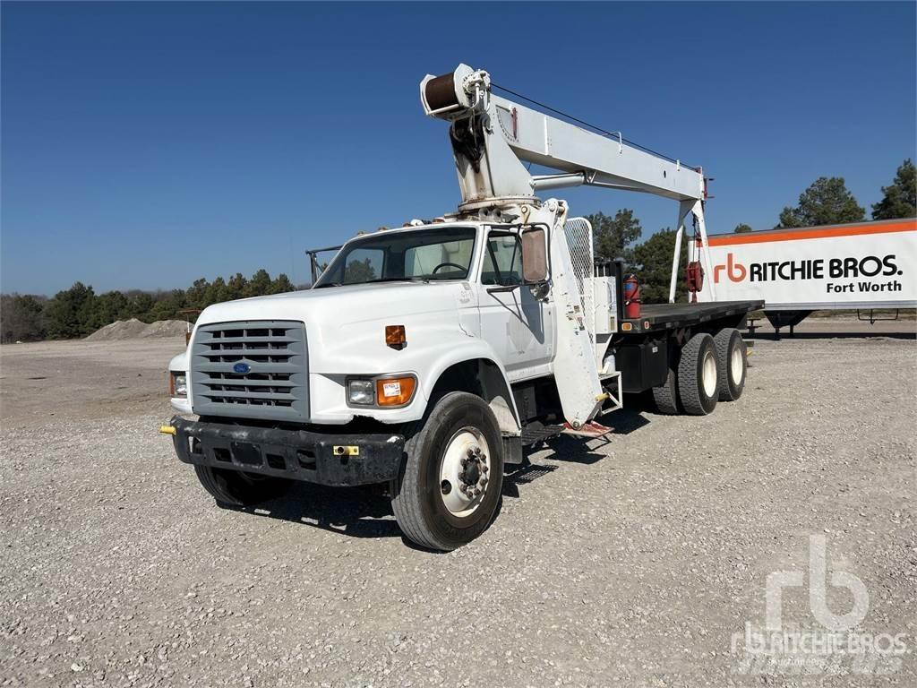 Ford FT900F Darus teherautók