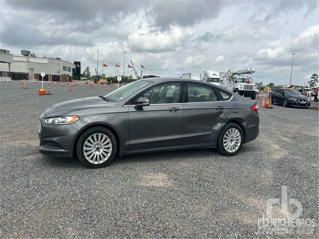 Ford FUSION Kistehergépjárművek