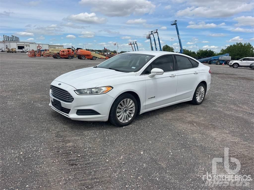 Ford FUSION Kistehergépjárművek