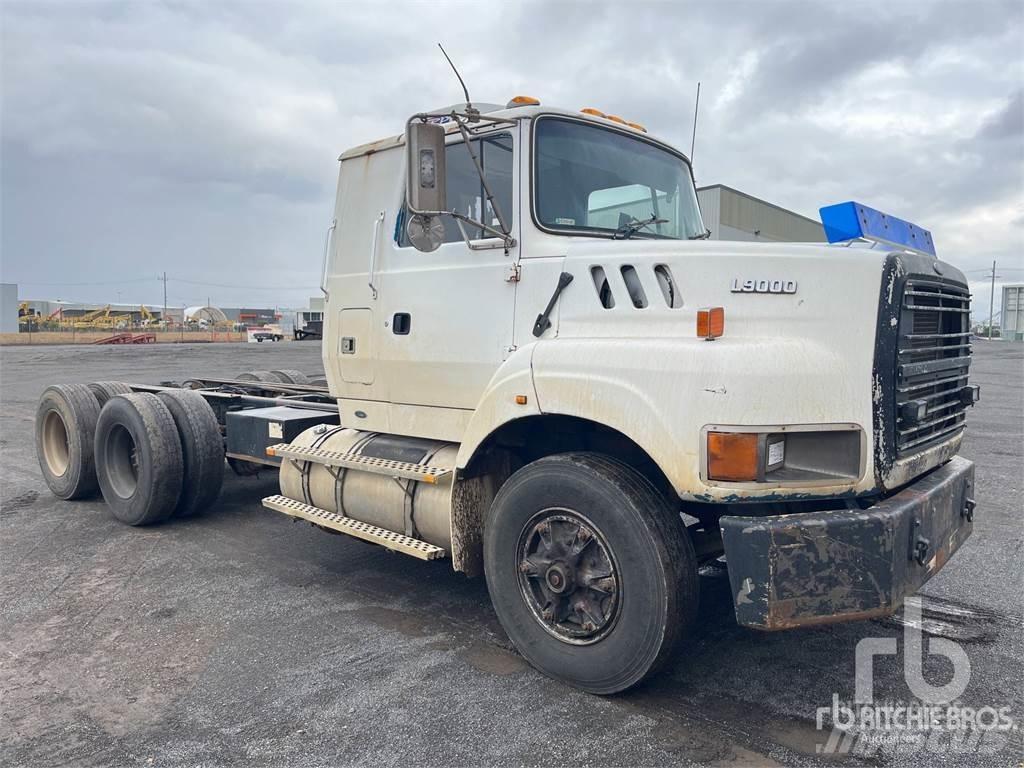 Ford L9000 Nyergesvontatók