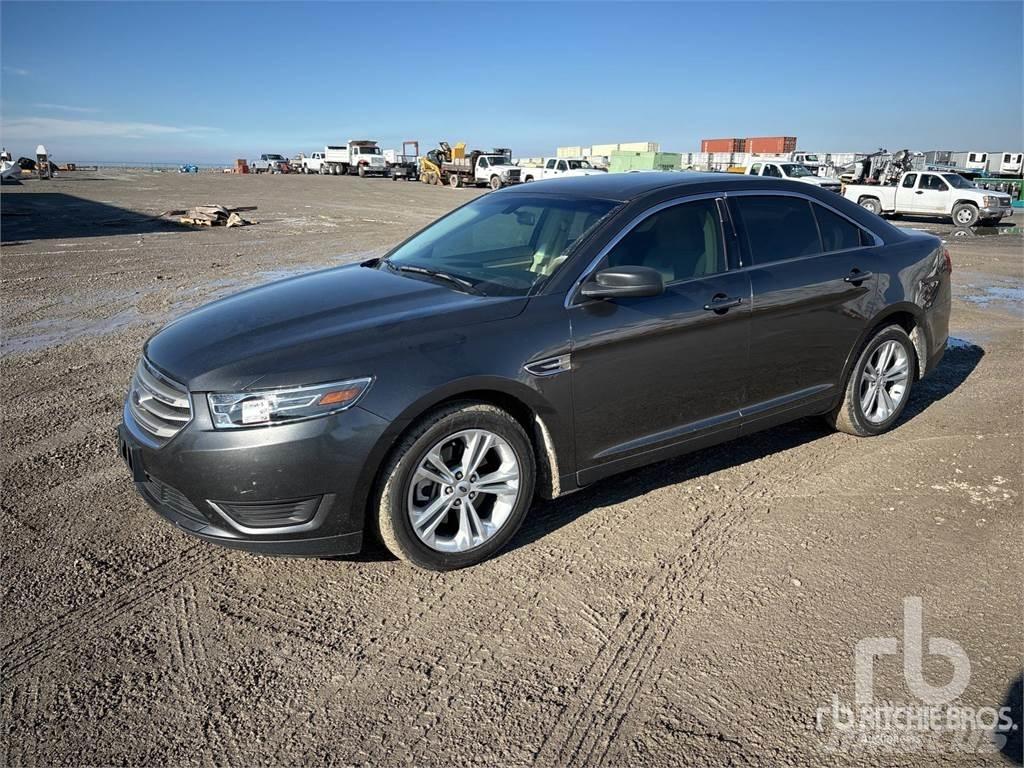 Ford TAURUS Kistehergépjárművek