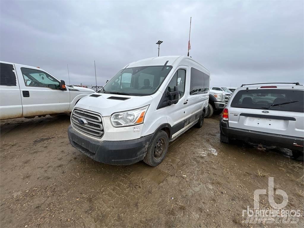 Ford TRANSIT Transporterek