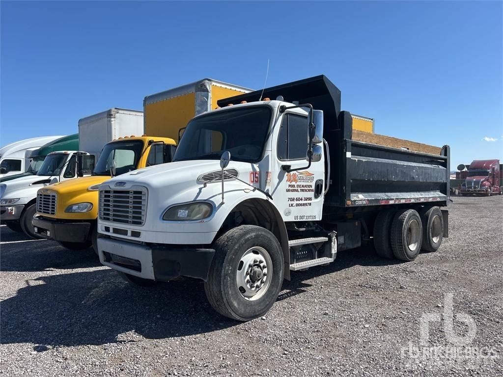 Freightliner M2 Billenő teherautók