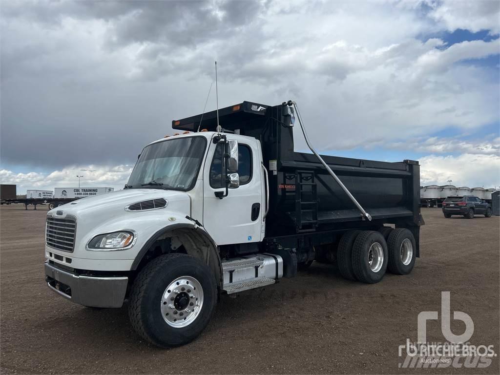 Freightliner M2 Billenő teherautók