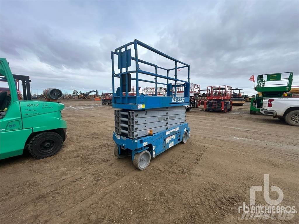Genie GS3232 Ollós emelők