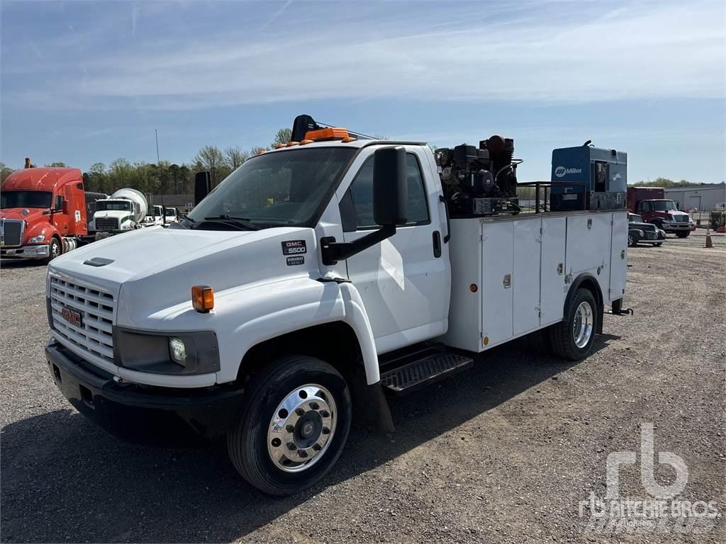 GMC C5500 Közúti karbantartó haszongépek