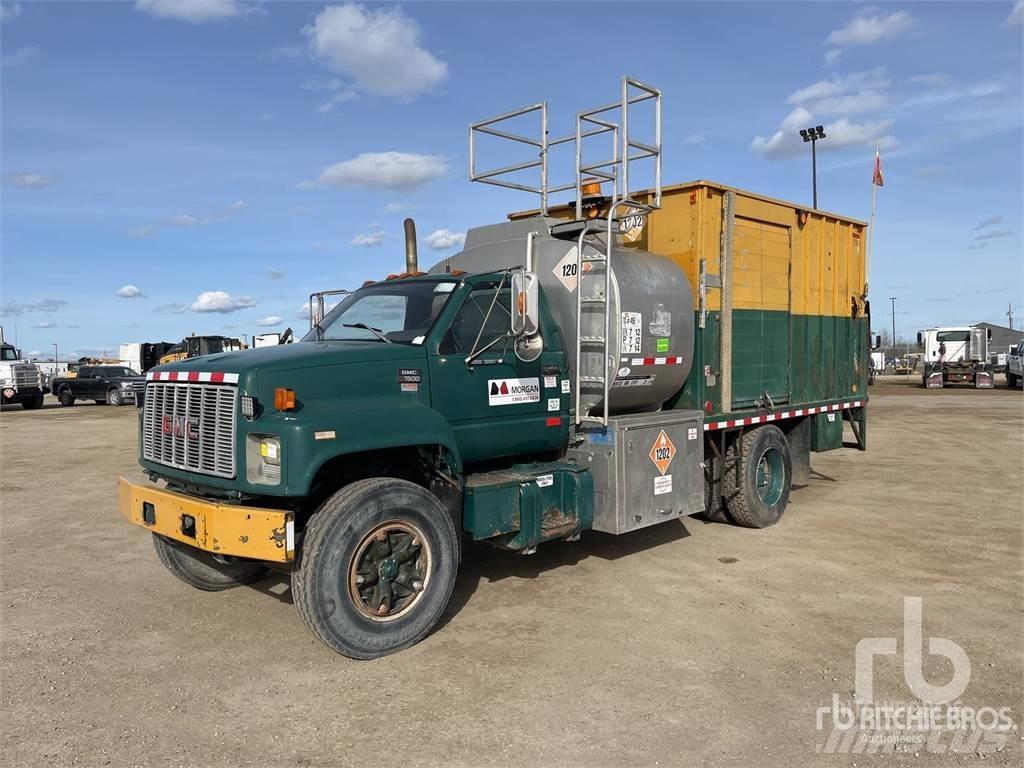 GMC C7500 Tartályos teherautók