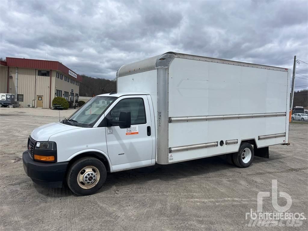 GMC G3500 Transporterek