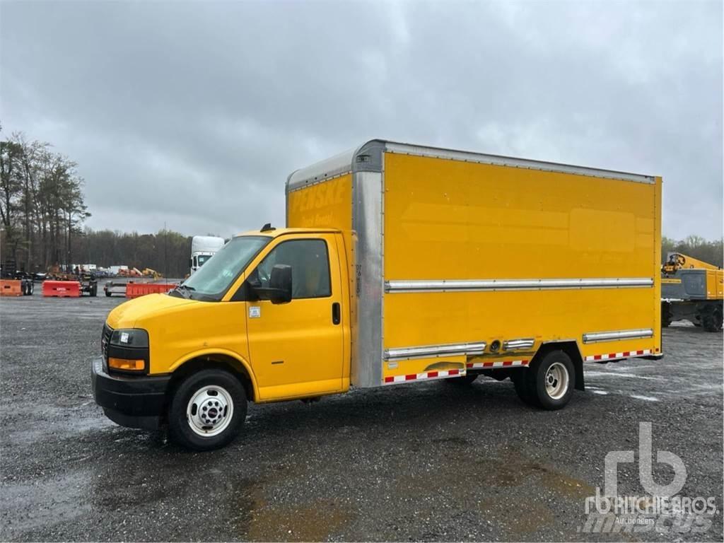 GMC G3500 Transporterek