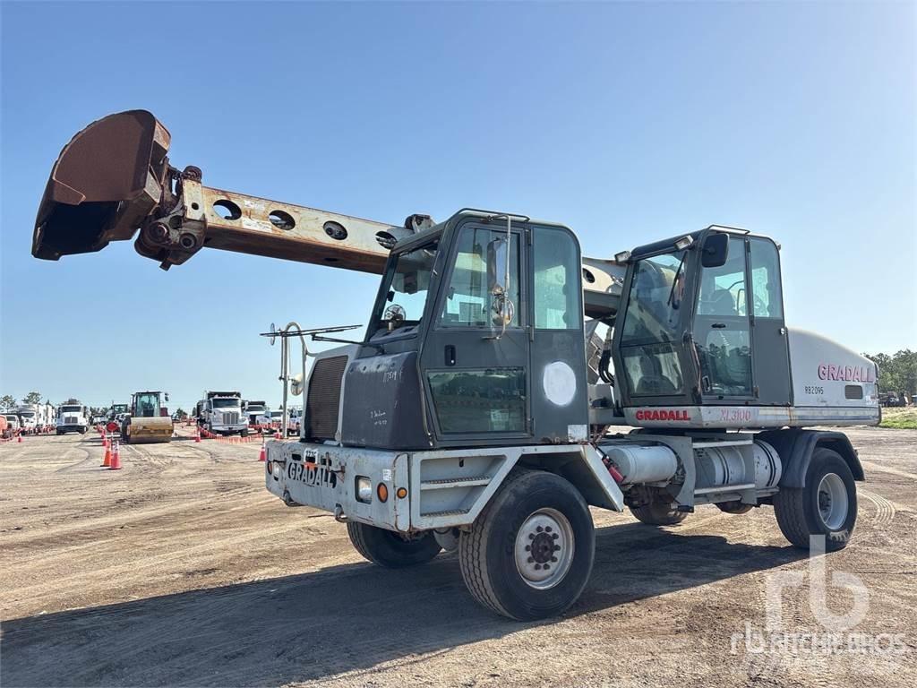 Gradall XL3100 Gumikerekes kotrók
