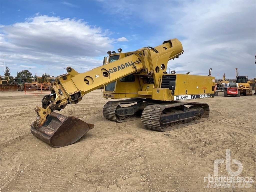 Gradall XL5200 Lánctalpas kotrók