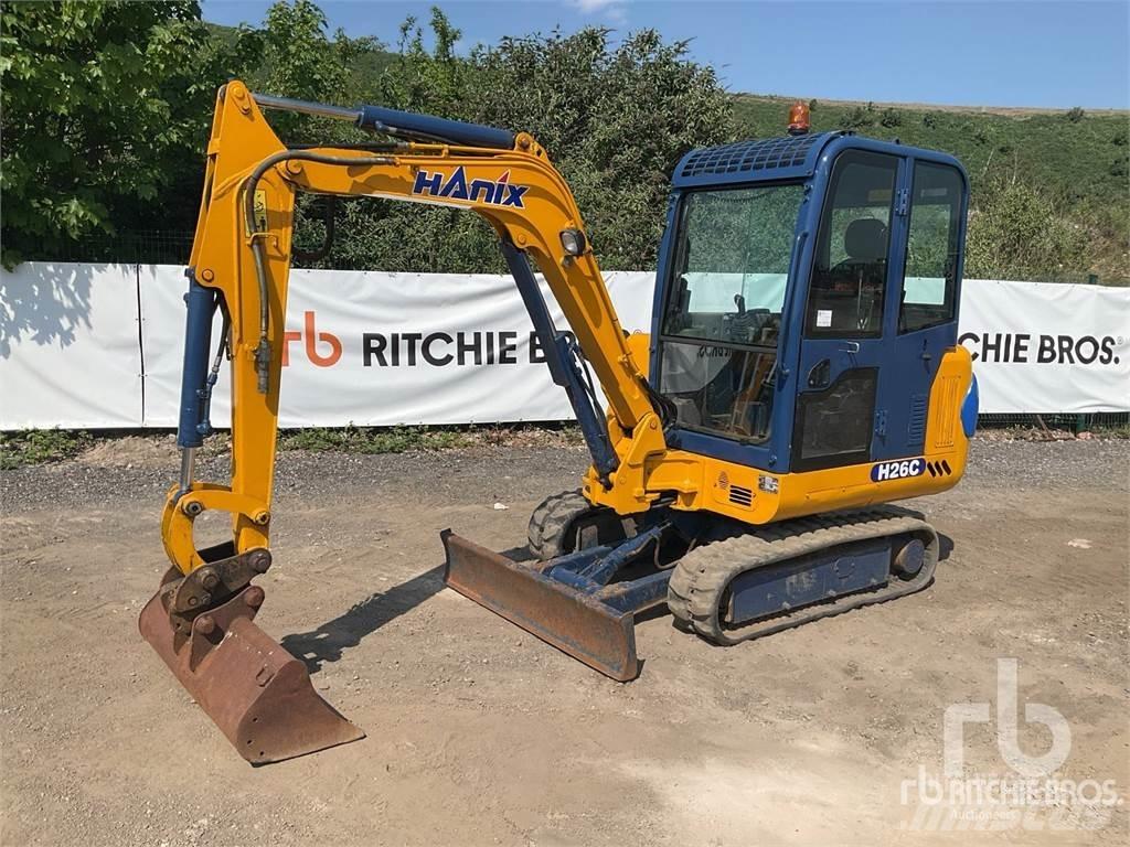 Hanix H26C Mini kotrók < 7t