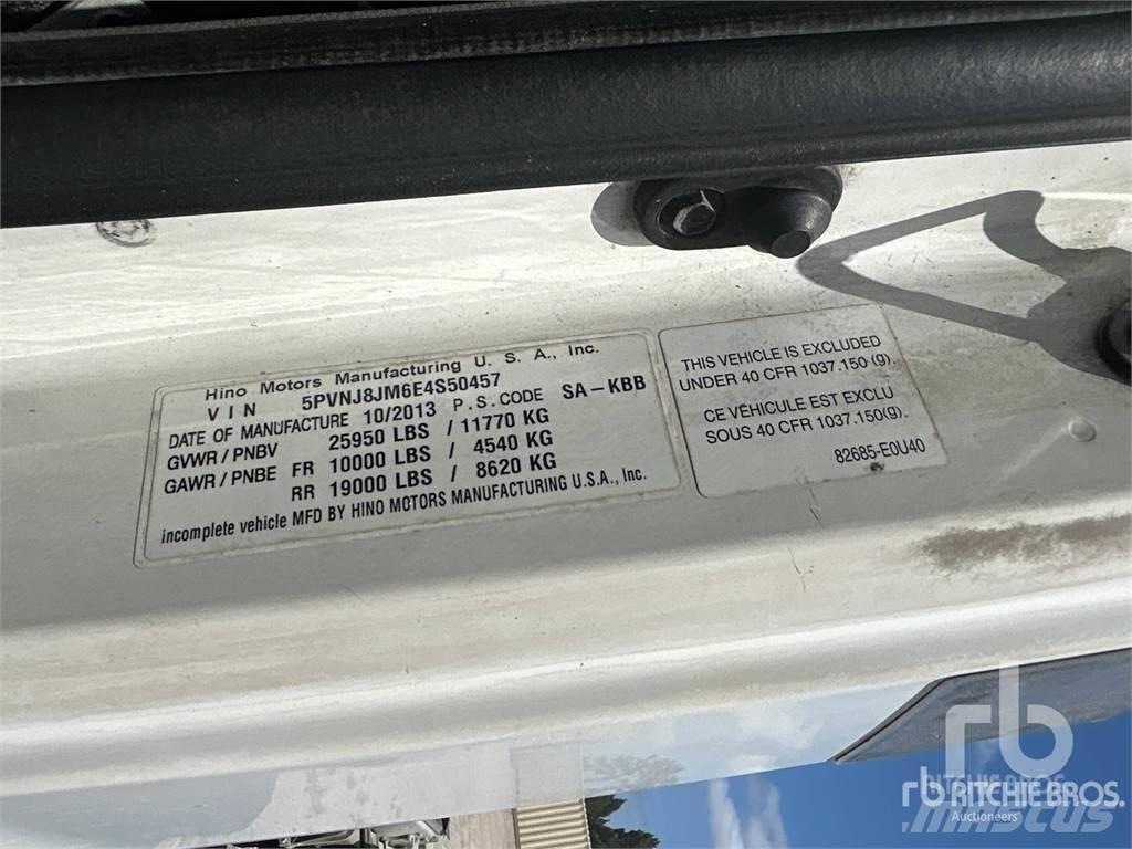 Hino 268 Fülkés alváz