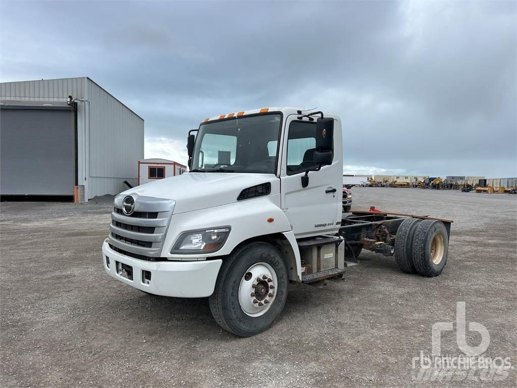 Hino 268 Fülkés alváz