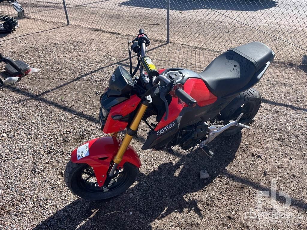 Honda GROM Kistehergépjárművek