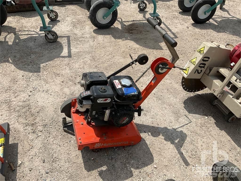 Husqvarna MG8 Aszfalt hasító gépek