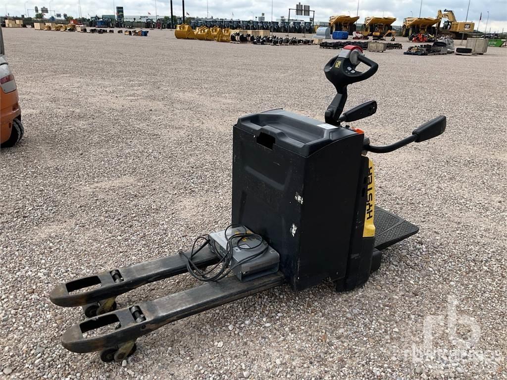 Hyster P2.0S Raklap állványok