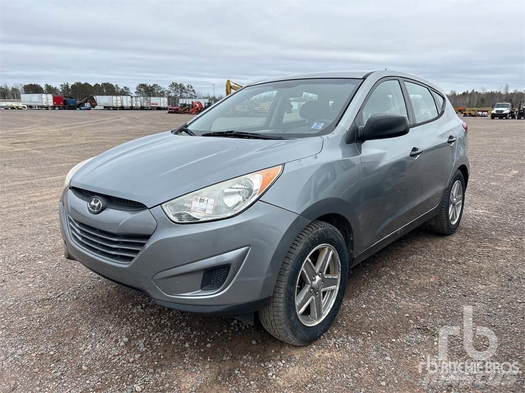 Hyundai TUCSON Kis teherszállító/Platós kocsi