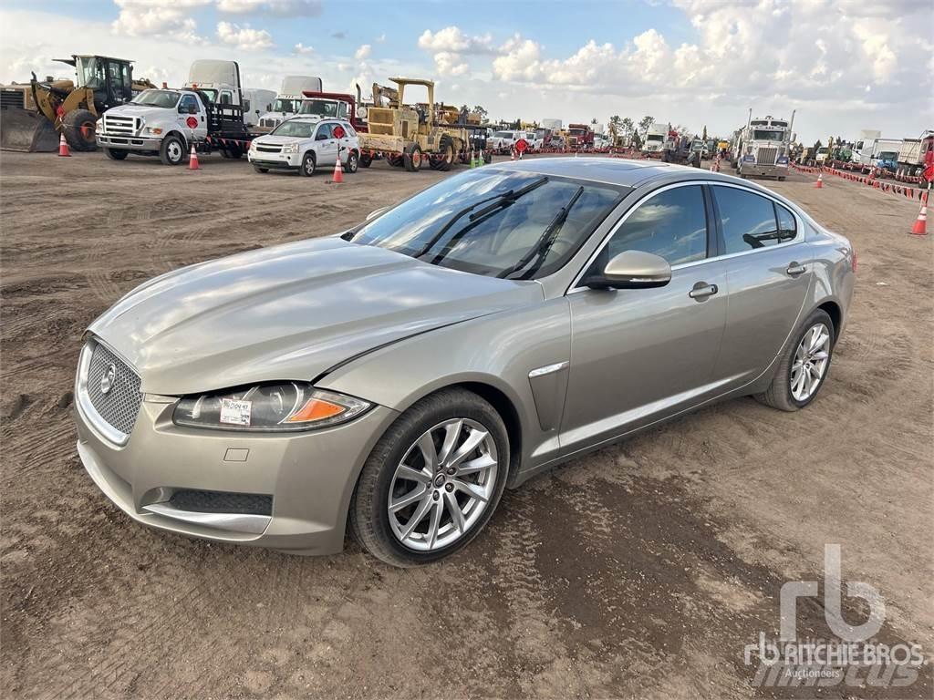 Jaguar XF Kistehergépjárművek