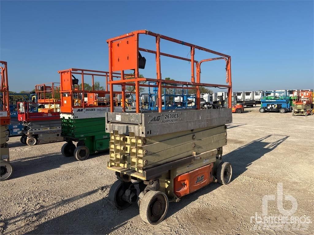 JLG 2630ES Ollós emelők