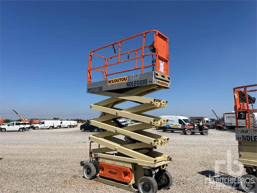 JLG 2630ES Ollós emelők