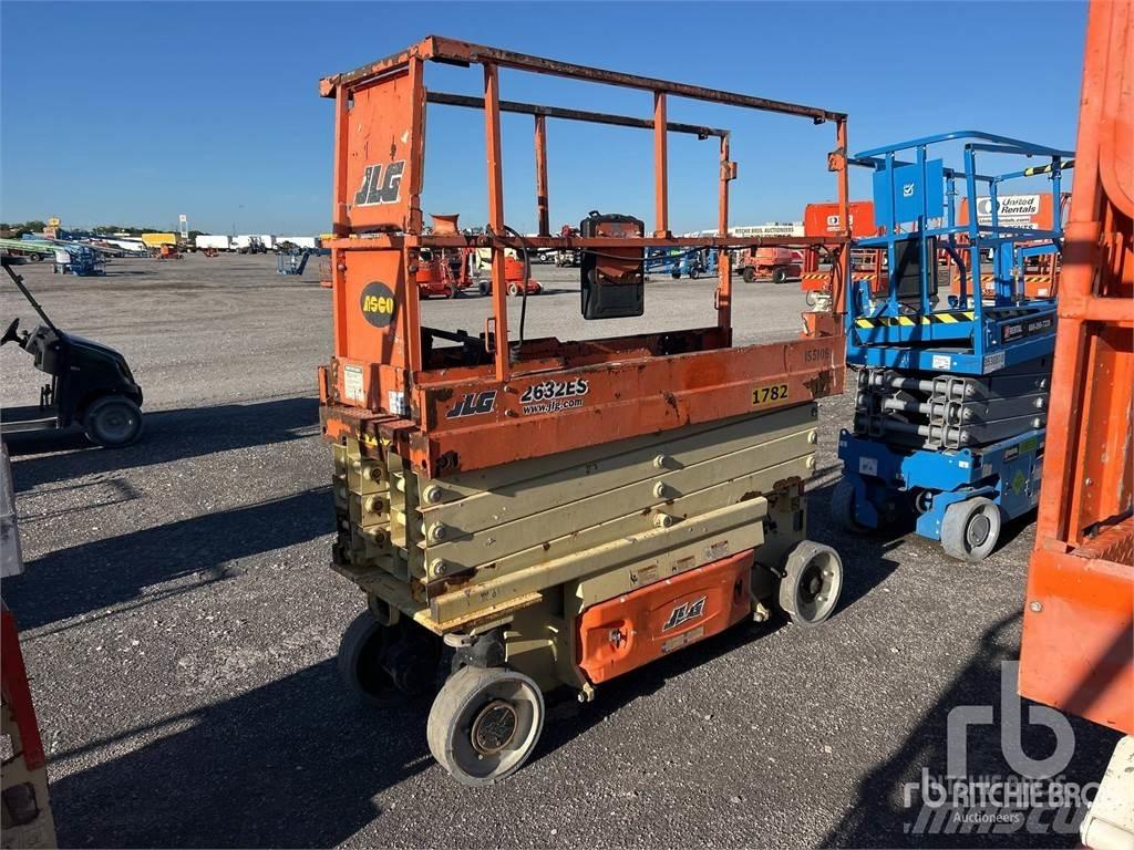 JLG 2632ES Ollós emelők