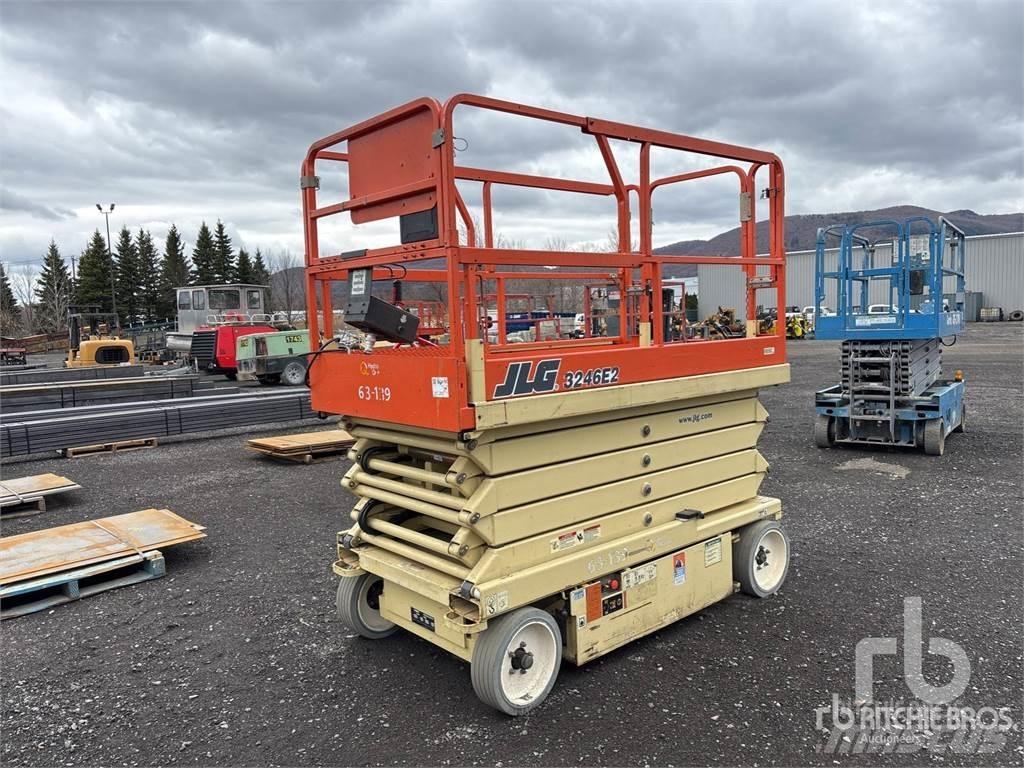JLG 3246E2 Ollós emelők