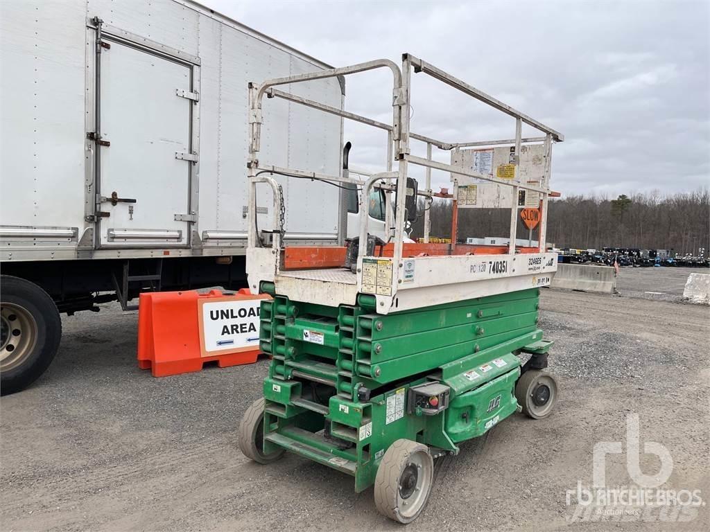 JLG 3246ES Ollós emelők