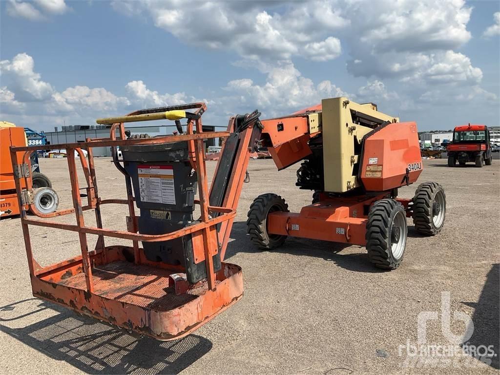 JLG 340AJ Karos emelők