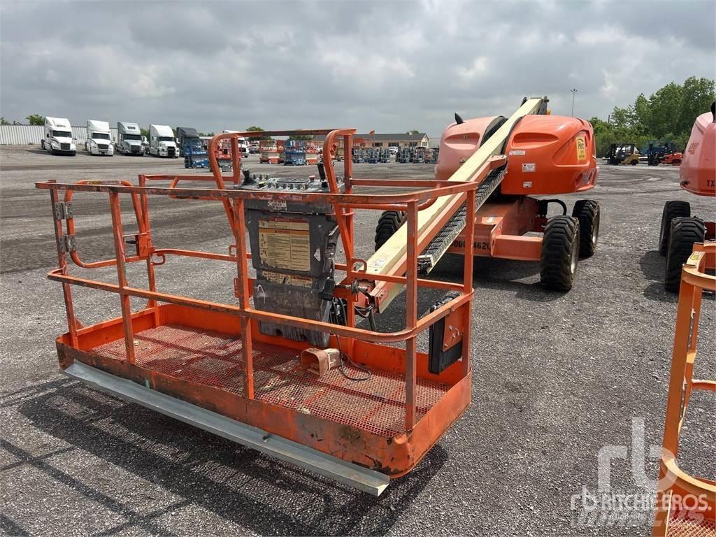 JLG 400S Karos emelők