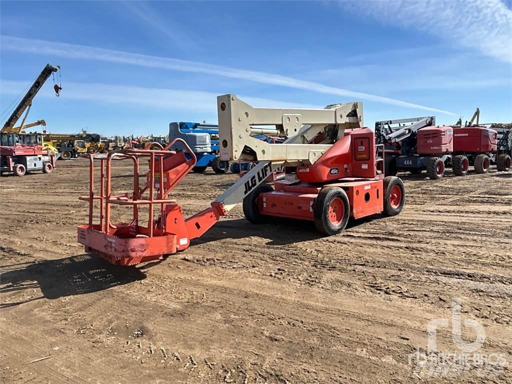 JLG 45IC Karos emelők
