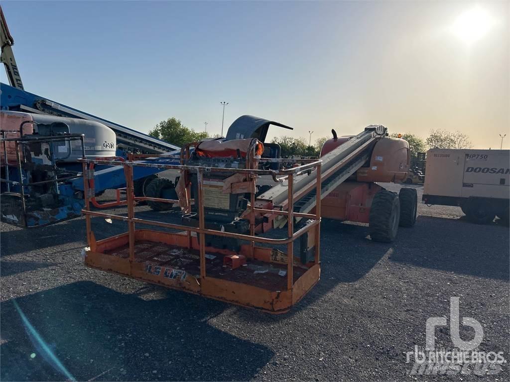 JLG 600S Karos emelők