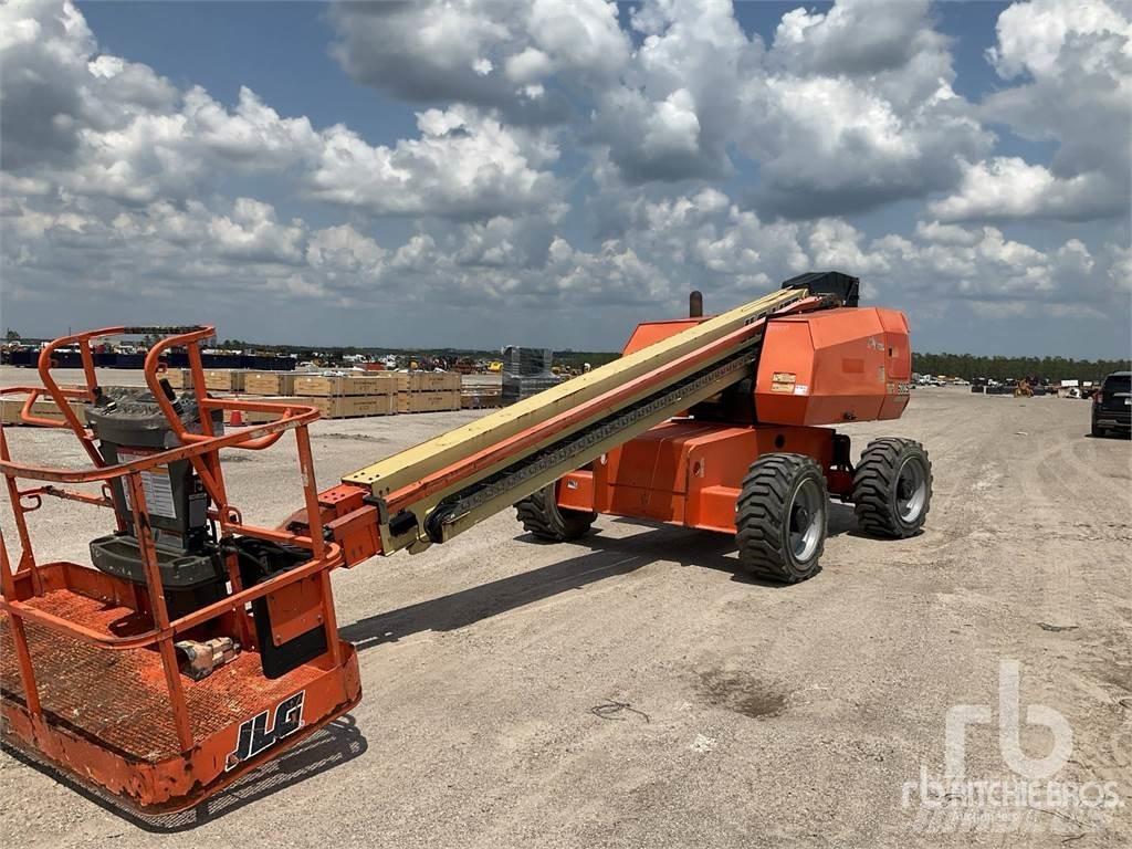 JLG 600S Karos emelők