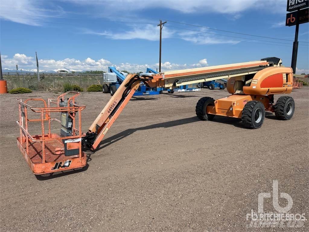 JLG 600S Karos emelők