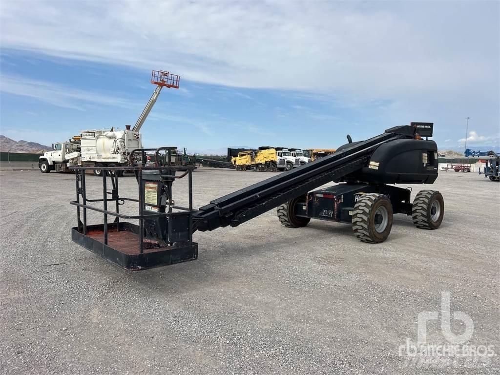 JLG 600S Karos emelők