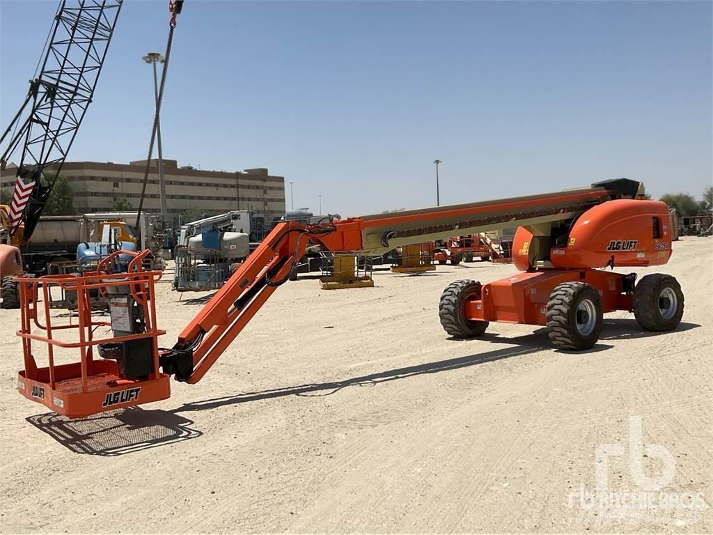 JLG 660SJ Karos emelők