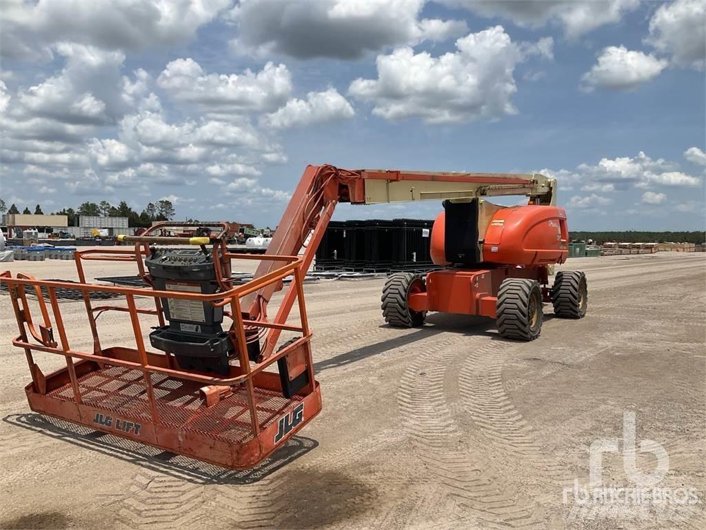 JLG 800 AJ Karos emelők