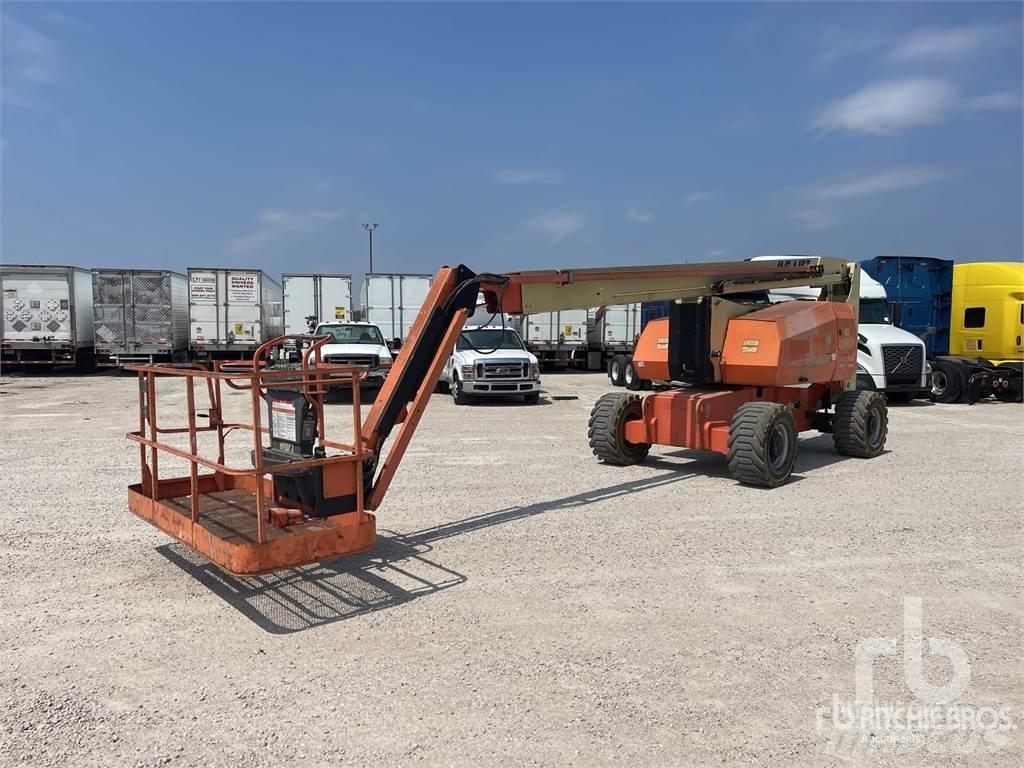 JLG 800AJ Karos emelők