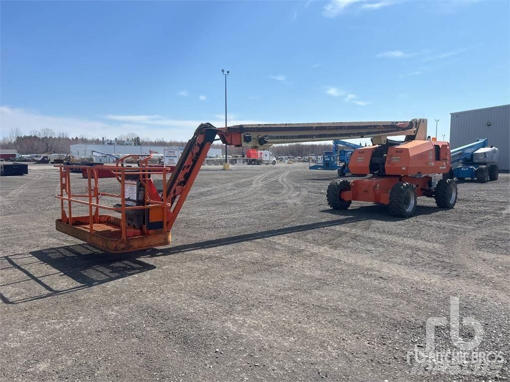 JLG 860SJ Karos emelők