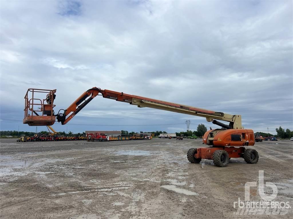 JLG 860SJ Karos emelők