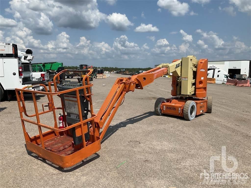 JLG E300 AJP Karos emelők