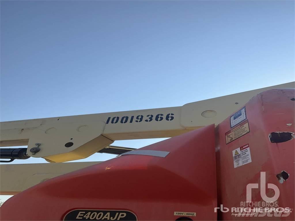 JLG E400AJPN Karos emelők