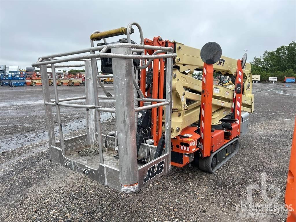 JLG X600AJ Karos emelők
