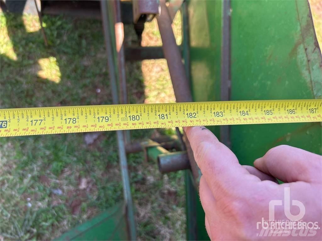 John Deere 215 Kombájn adapterek
