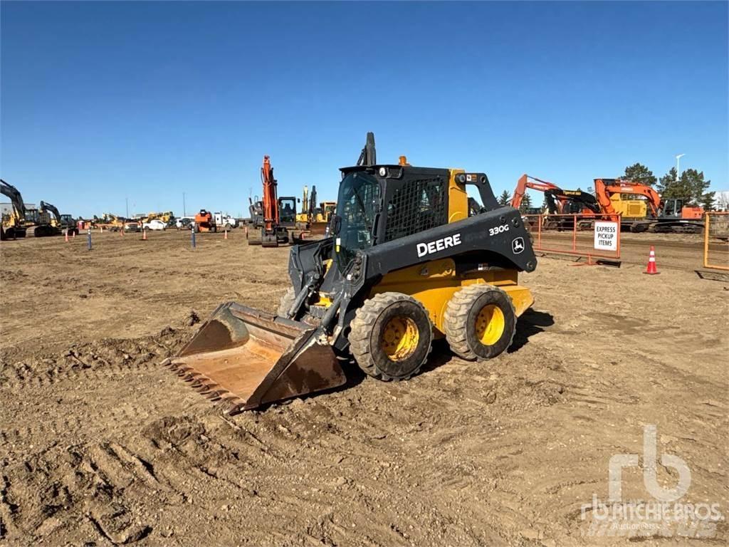 John Deere 330G Kompaktrakodók