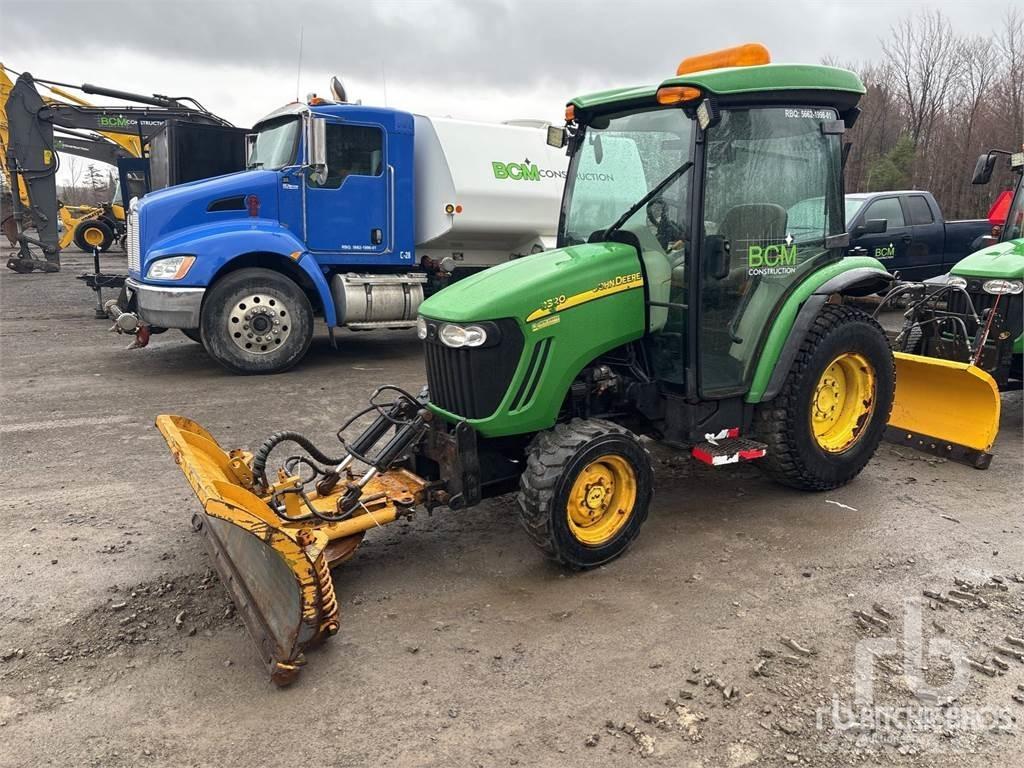John Deere 3320 Kompakt traktorok