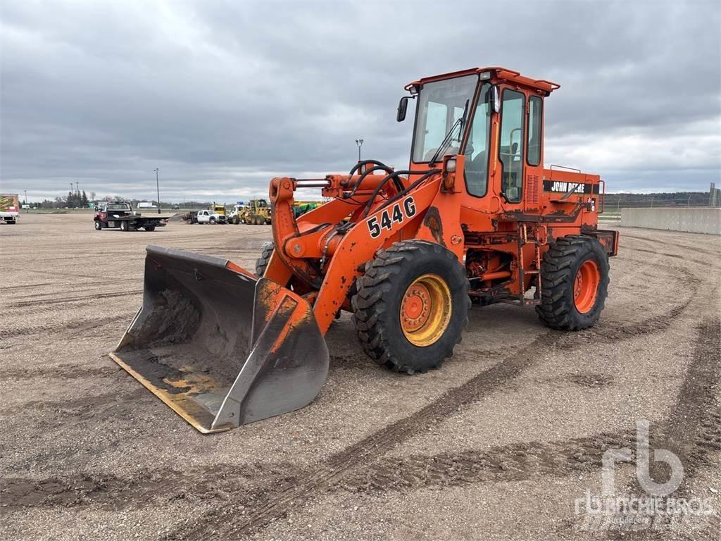 John Deere 544G Gumikerekes homlokrakodók